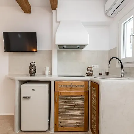 Holiday home White Luxurious I